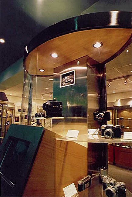 Display unit for Camera Museum